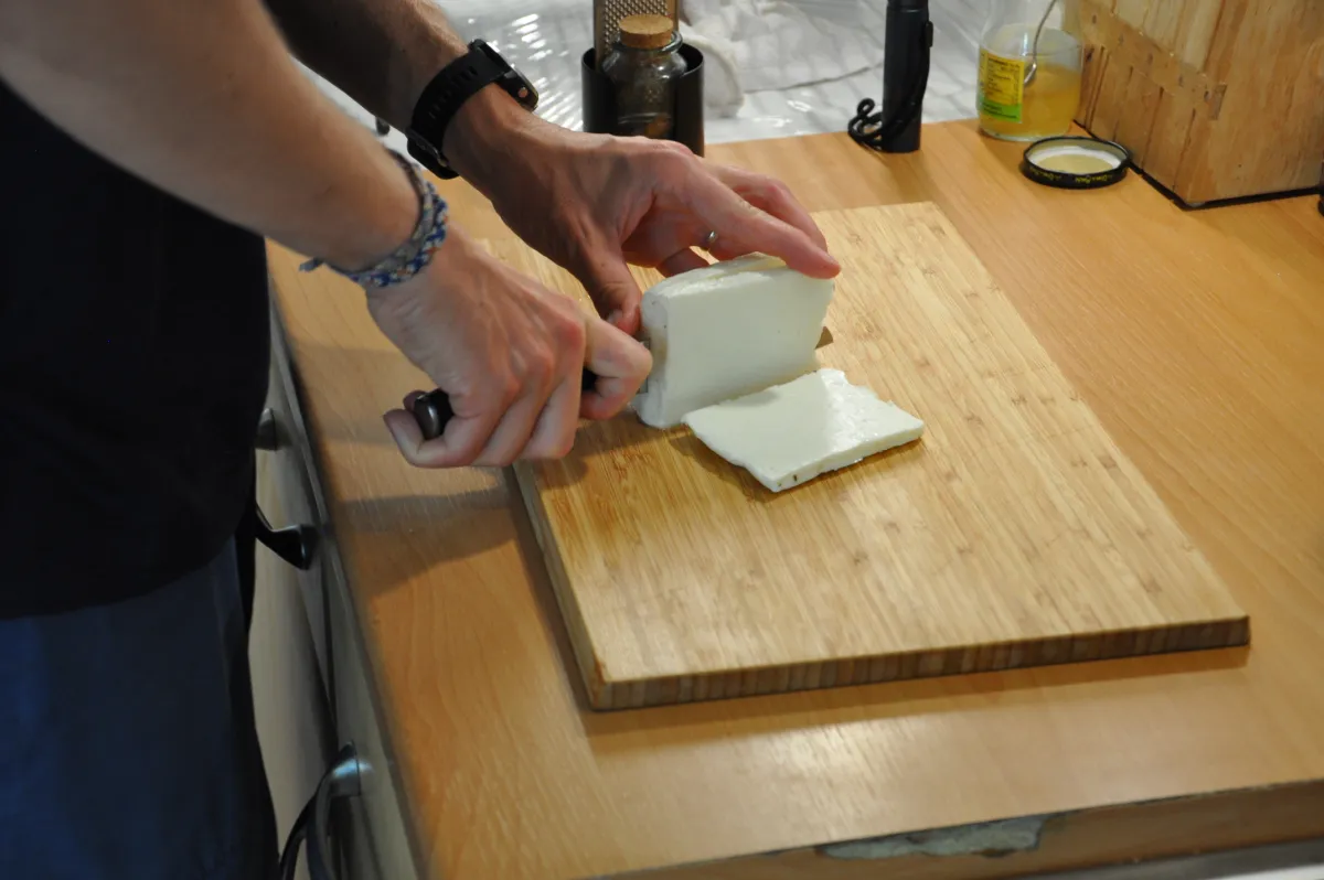 Halloumi et légumes de printemps sautés : 6 recettes fraîches et colorées