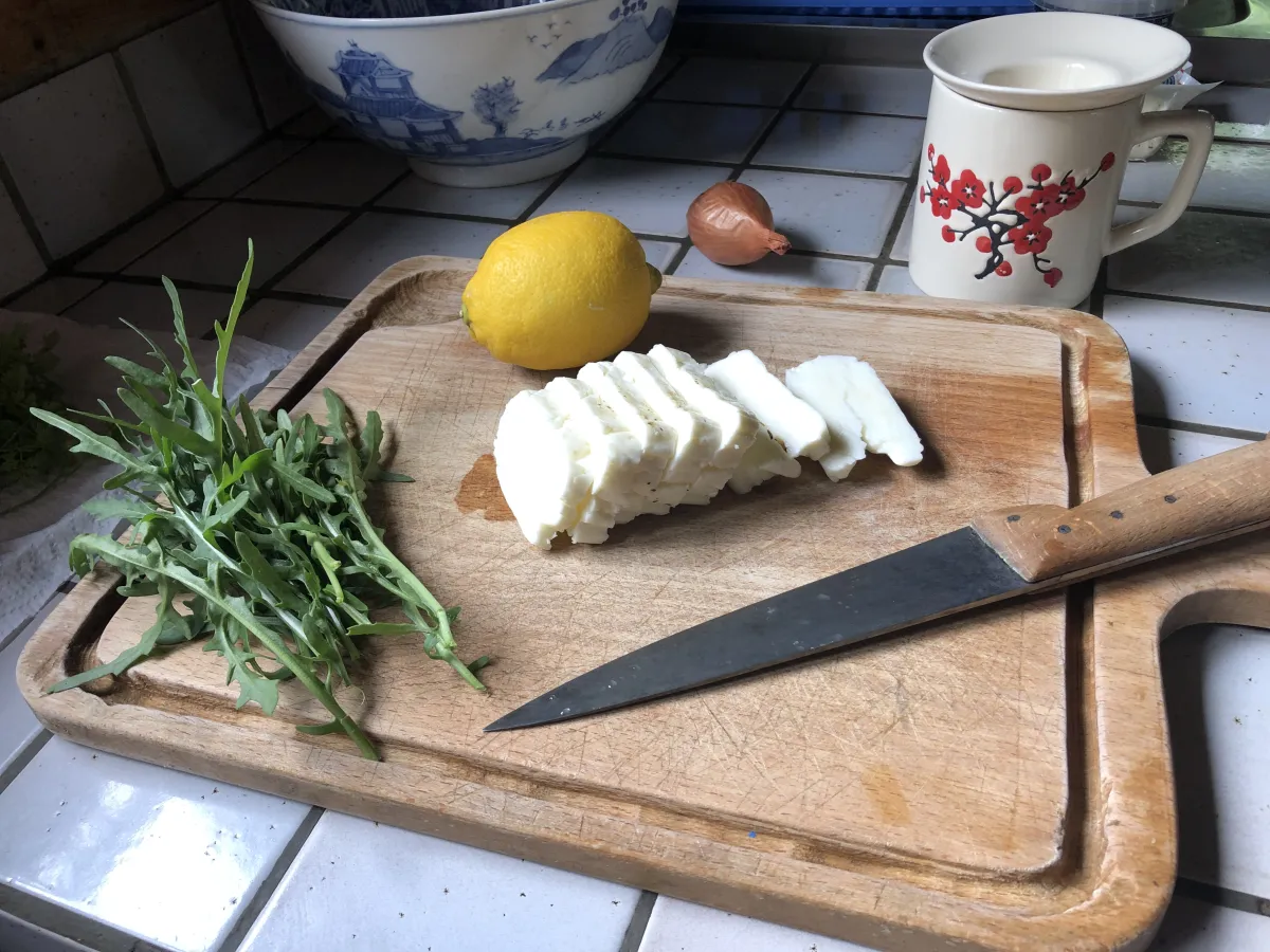 Halloumi et grossesse : ce qu'il faut vérifier avant d'en manger